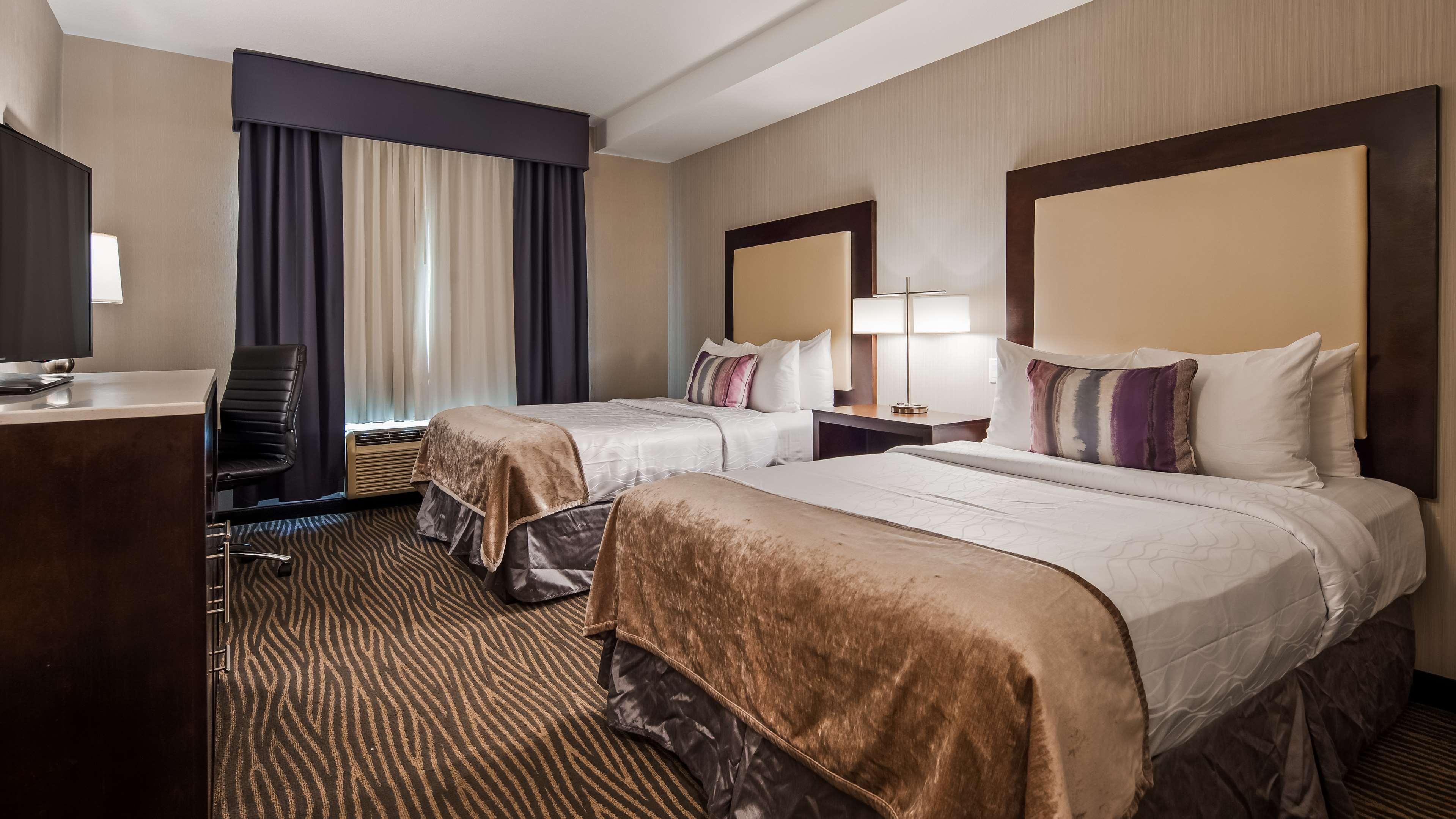 Best Western Plus Hotel At The Convention Center Long Beach Exterior photo
